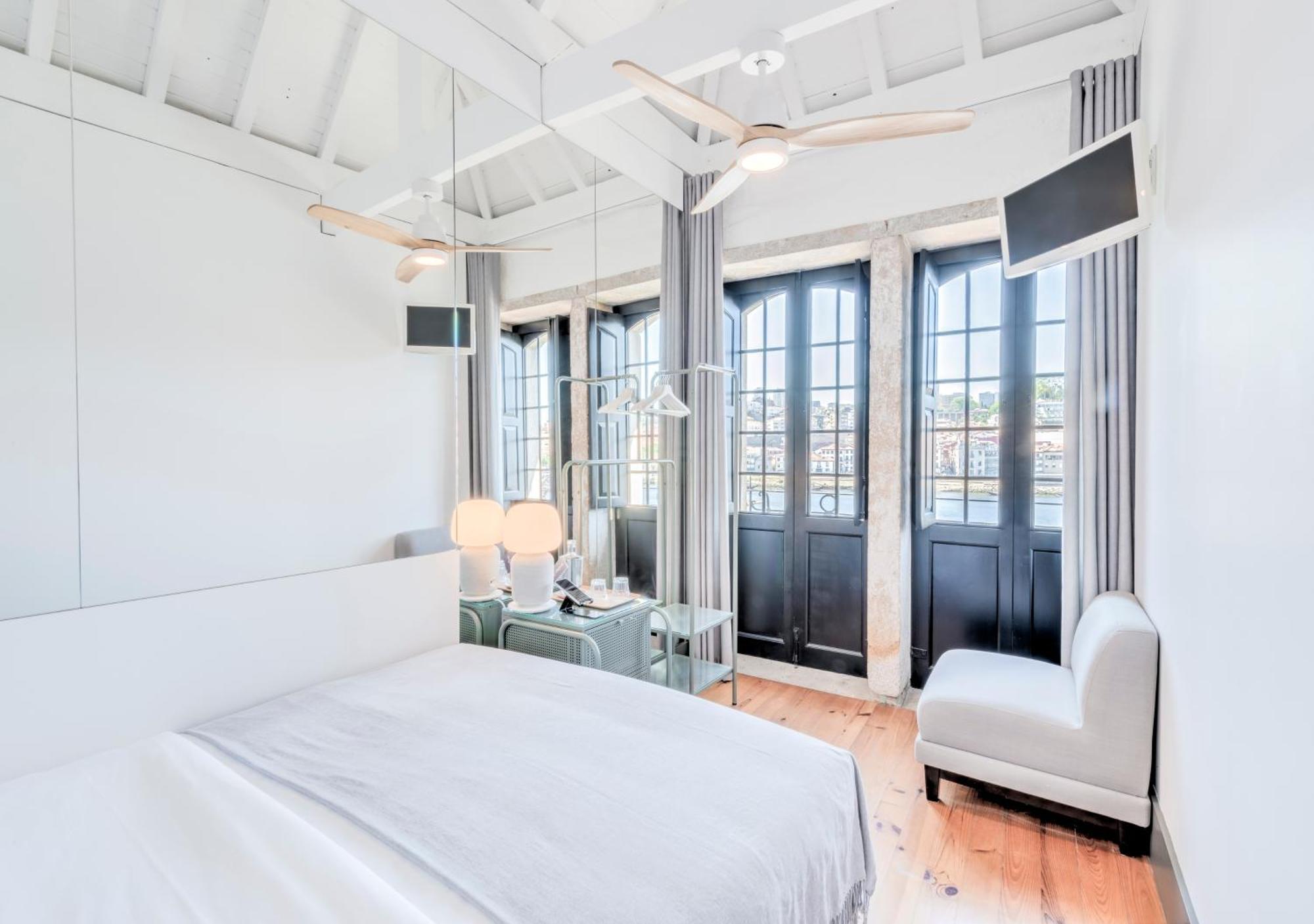 Oporto Street Fonte Taurina - Riverfront Suites (Adults Only) Bilik gambar
